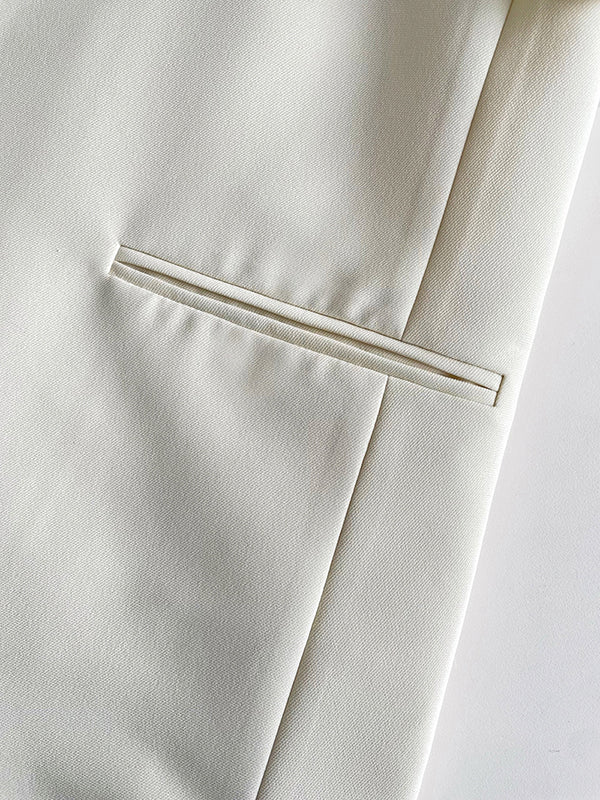 Beautifully Finished Garment in a Timeless Design