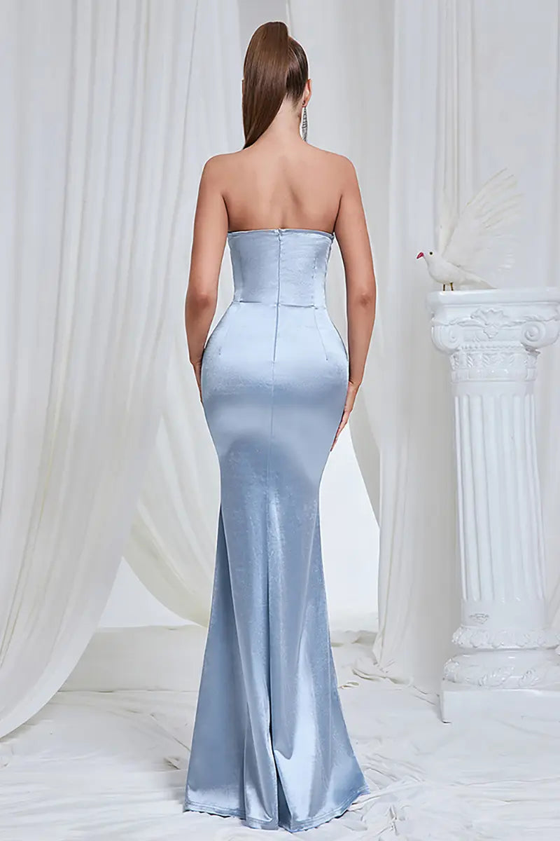 Classic Vintage Garment with a Flattering Fit