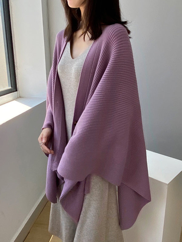 Well Tailored Cardigan with a Graceful Silhouette