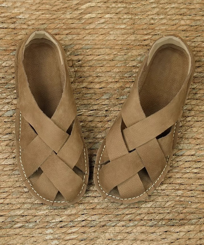 Classic Vintage Sandals with a Flattering Fit