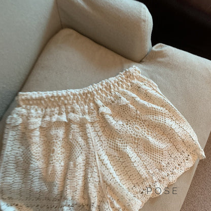 Sophisticated Pants with a Clean Classic Look