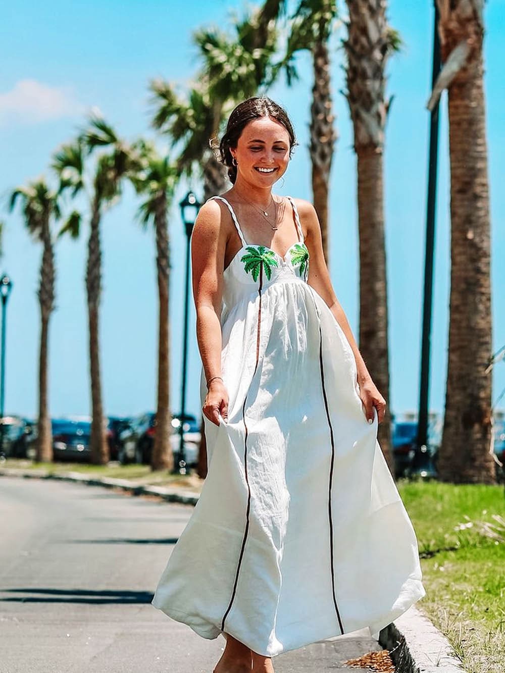 Classic Vintage Dress with a Flattering Fit