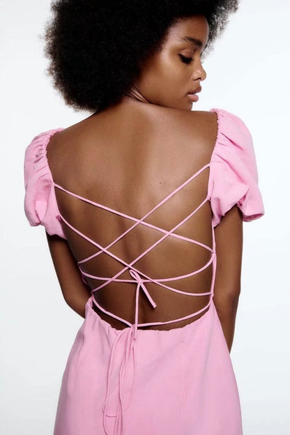 Gracefully Styled Dress for Any Occasion