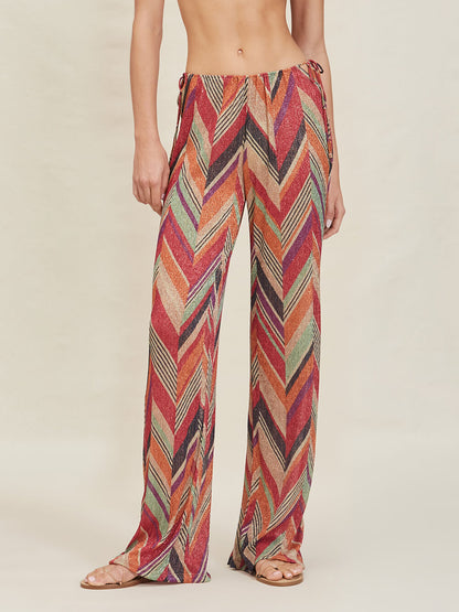 Well Tailored Pants with a Graceful Silhouette