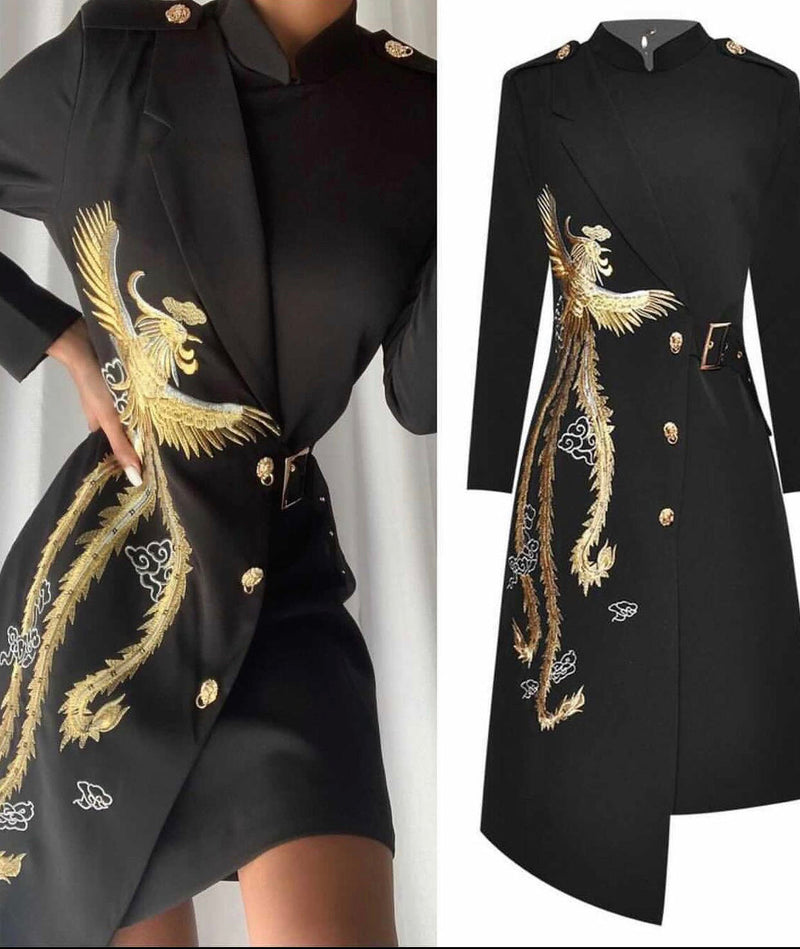 Classic Vintage Dress with a Flattering Fit