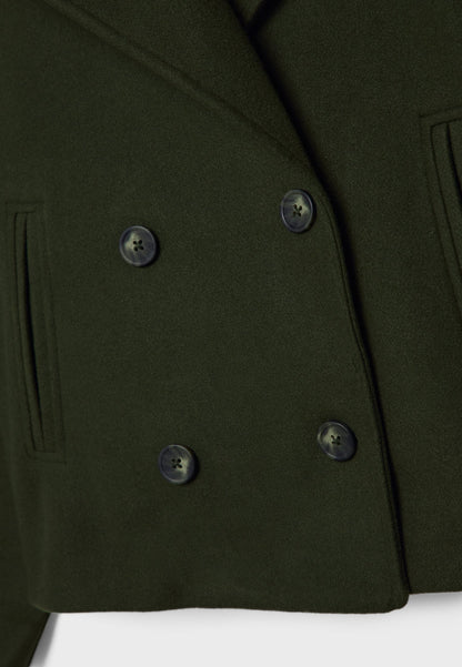 Beautifully Crafted Coat in a Classic Style