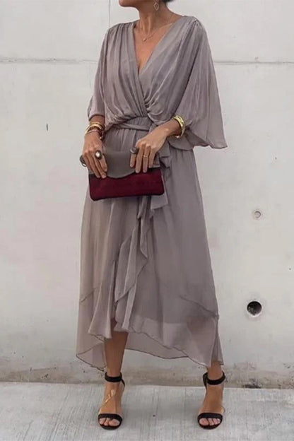 Gracefully Styled Dress for Any Occasion