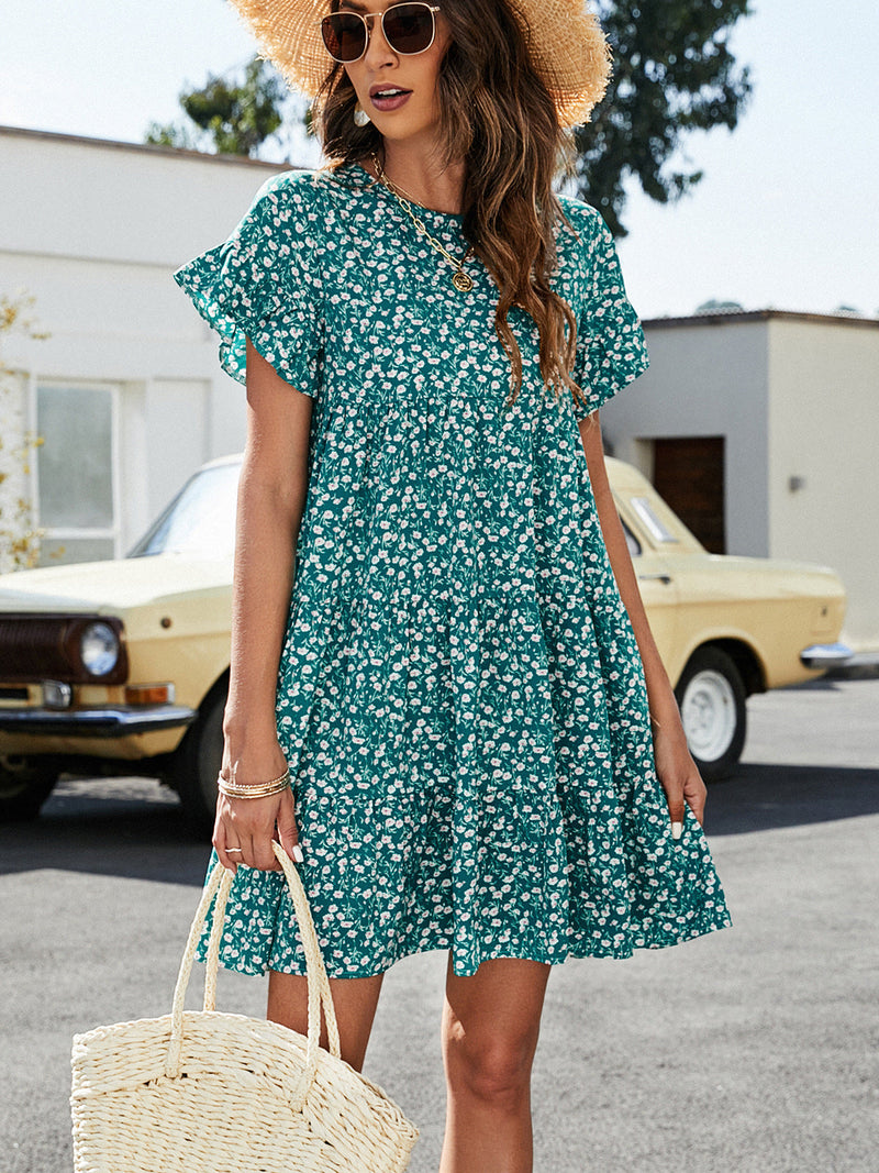 Sophisticated Garment with a Clean Classic Look