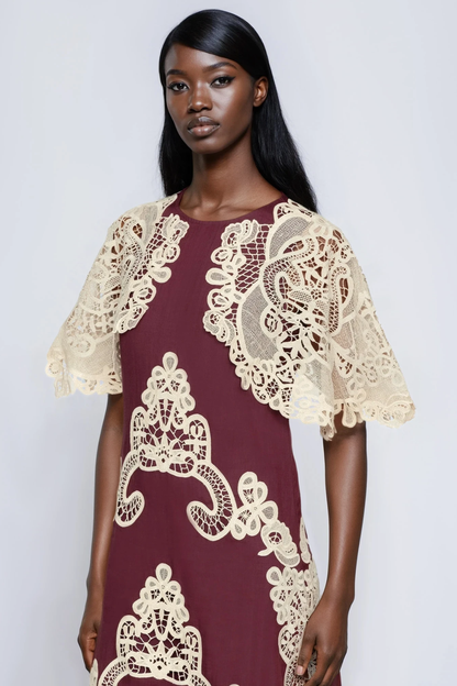 Effortlessly Elegant Dress with a Timeless Design