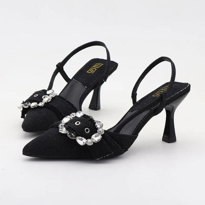 Well Tailored Sandals with a Graceful Silhouette