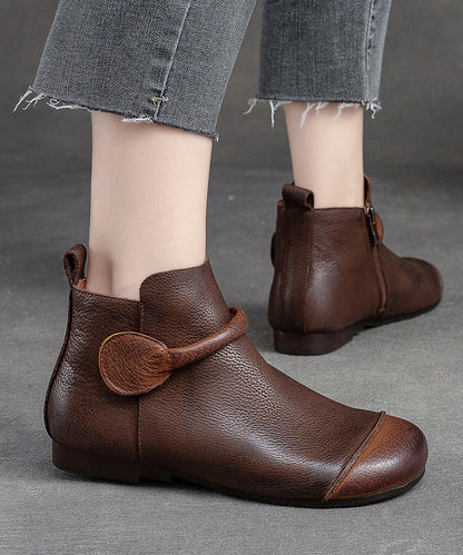 Elegantly Styled Boots for Everyday Wear