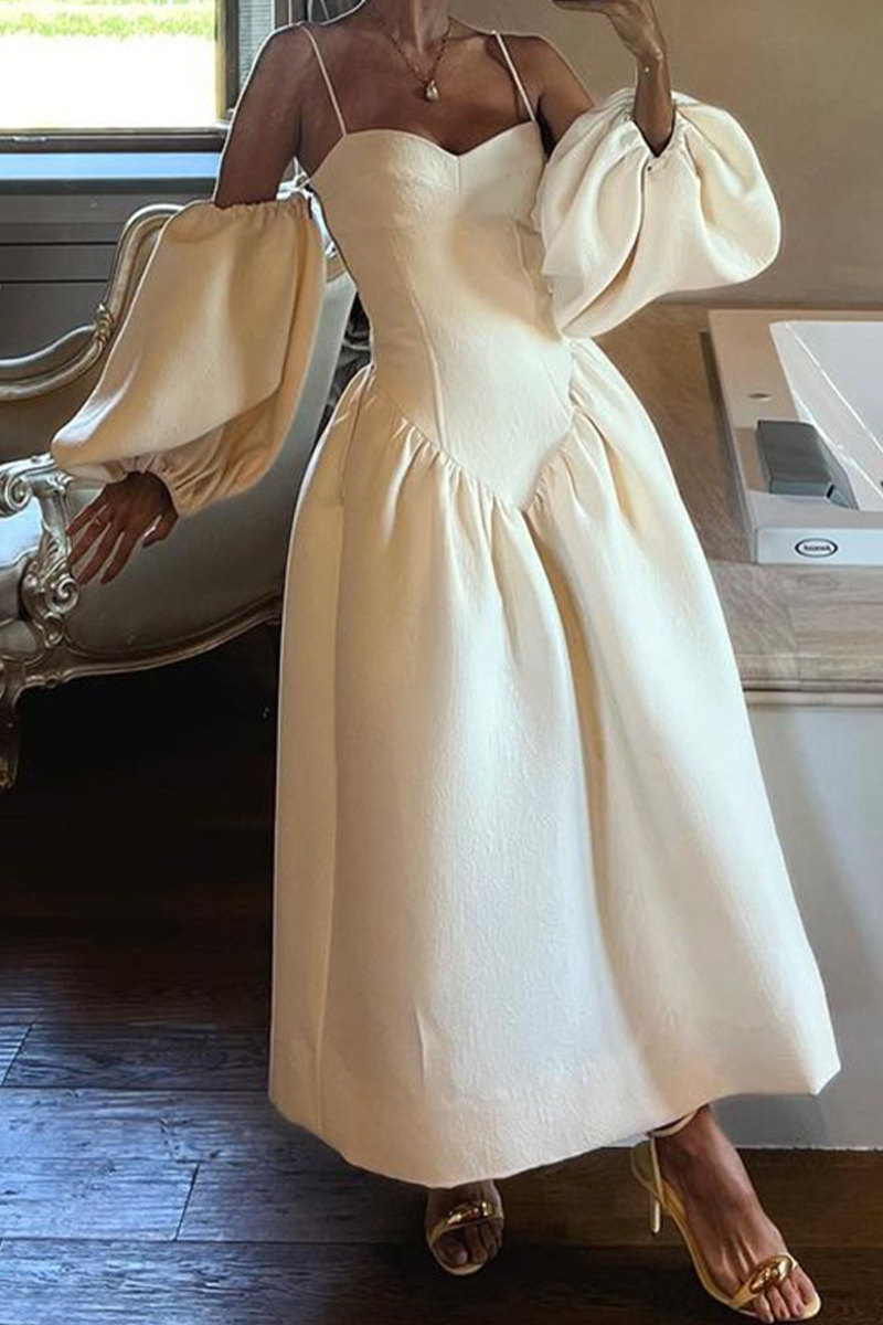 Effortlessly Elegant Dress with a Timeless Design
