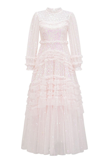 Beautifully Finished Dress in a Timeless Design