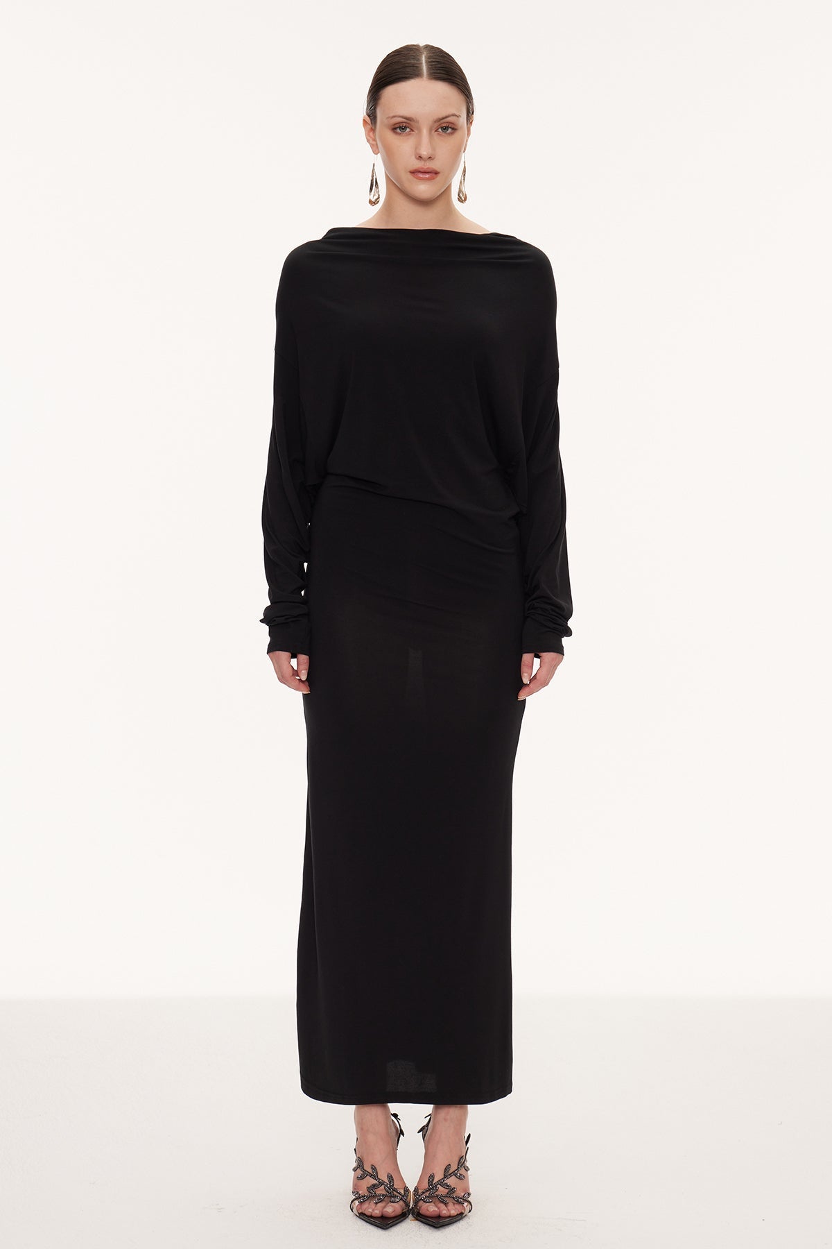 Classic Vintage Dress with a Flattering Fit