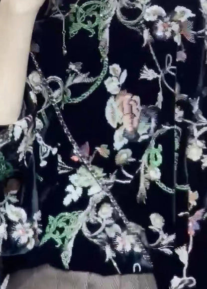 A Vintage Style Top with Delicate Timeless Details
