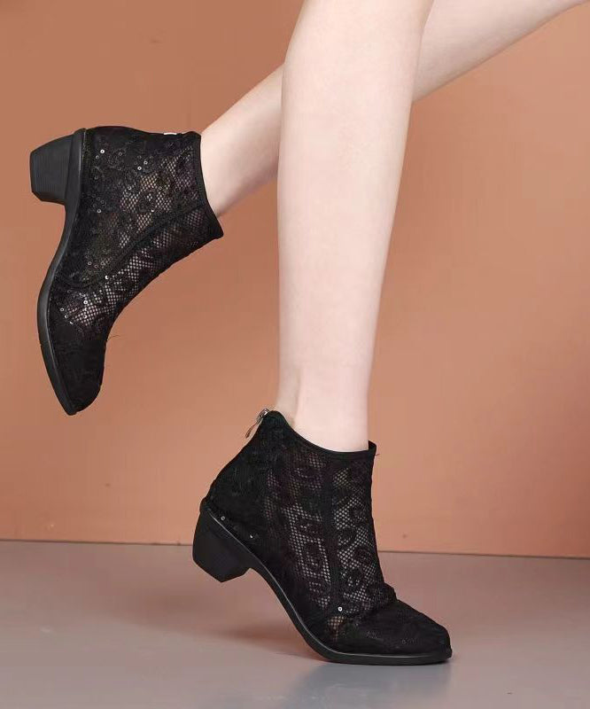 Beautifully Finished Boots in a Timeless Design