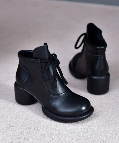 Beautifully Finished Boots in a Timeless Design