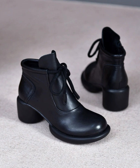 Beautifully Finished Boots in a Timeless Design