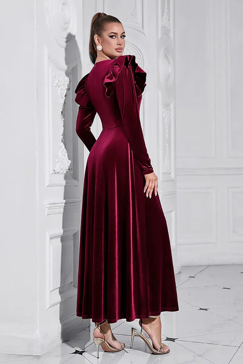 Polished Dress with an Effortless Classic Look