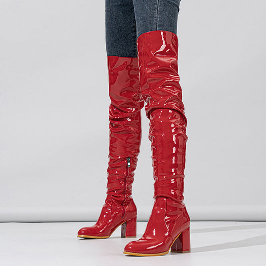 Well Tailored Boots with a Graceful Silhouette