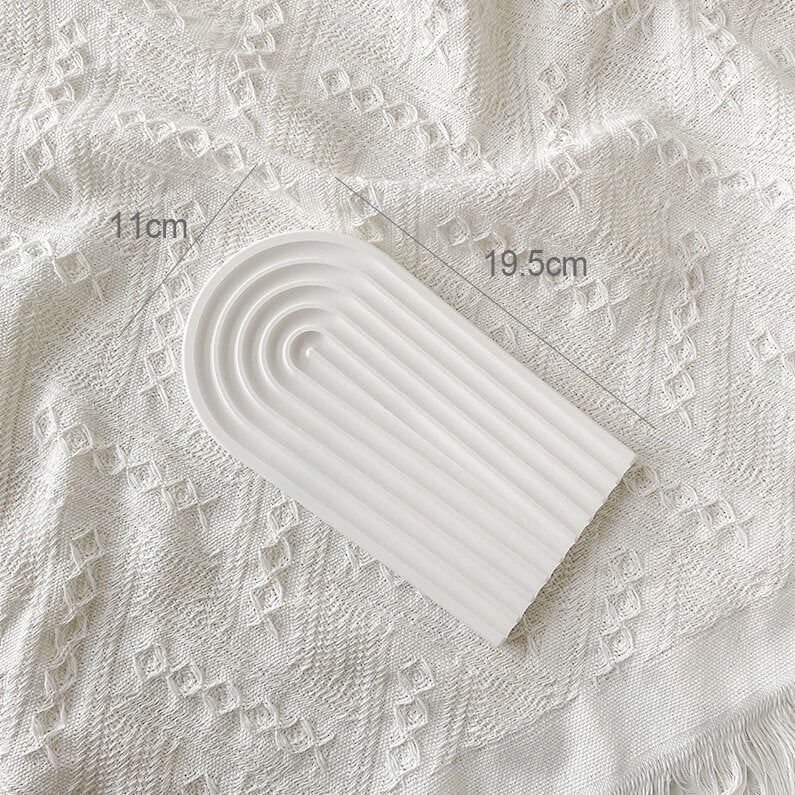 Effortlessly Elegant Garment with a Timeless Design