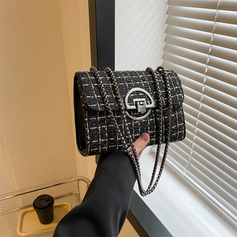 Beautifully Finished Bag in a Timeless Design