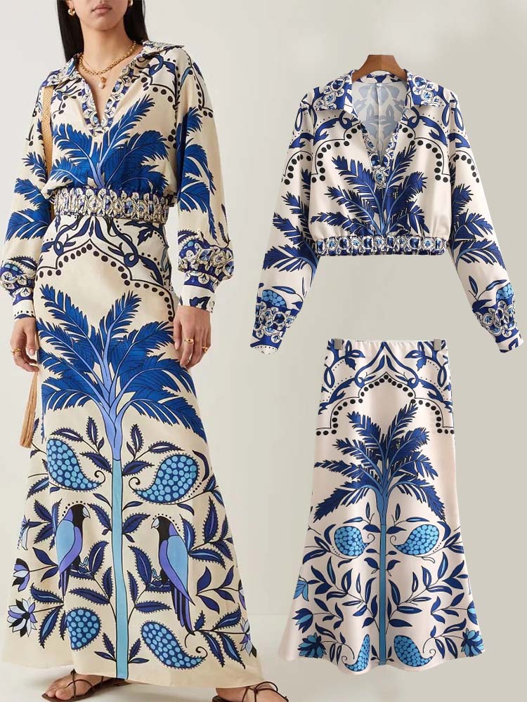 Beautifully Finished Blouse in a Timeless Design