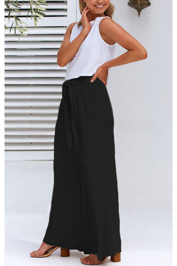 Well Tailored Pants with a Graceful Silhouette
