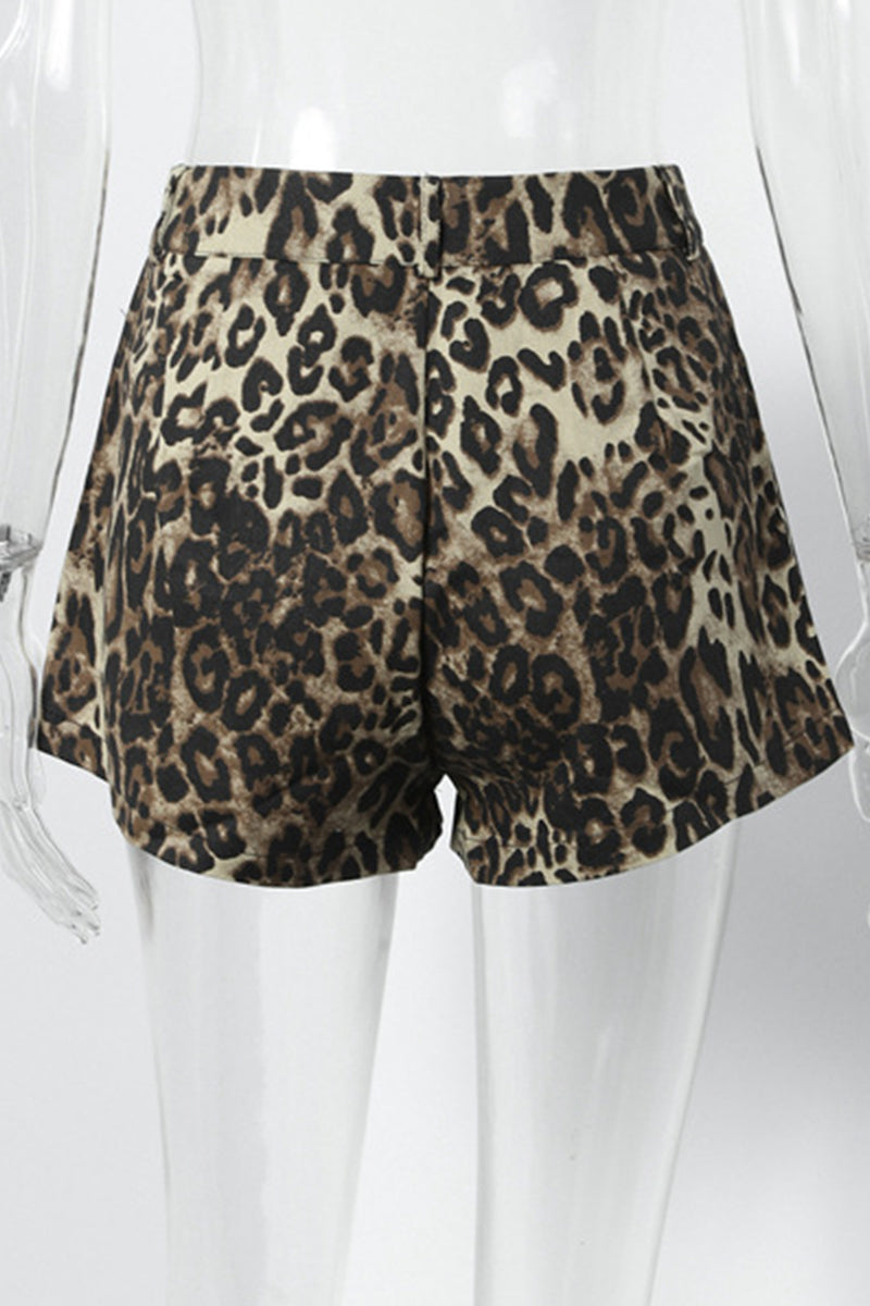 Sophisticated Garment with a Clean Classic Look
