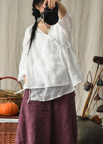 Classic Vintage Blouse with a Flattering Fit