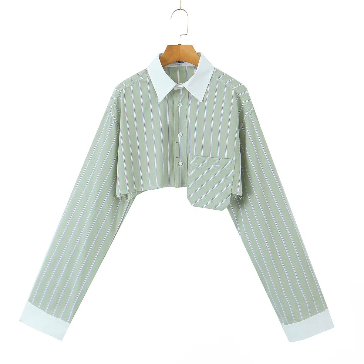 Classic Vintage Shirt with a Flattering Fit