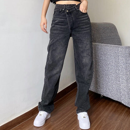 Sophisticated Garment with a Clean Classic Look