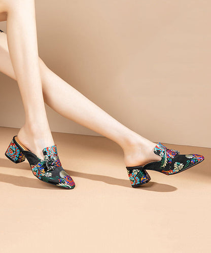 Elegantly Styled Sandals for Everyday Wear