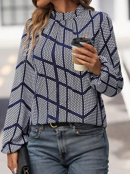 Elegantly Styled Blouse for Everyday Wear
