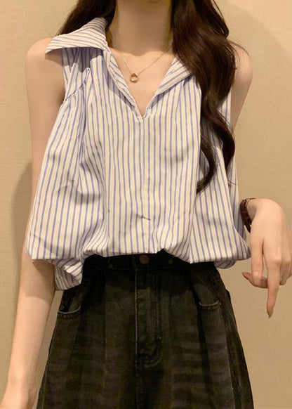 Classic Vintage Blouse with a Flattering Fit