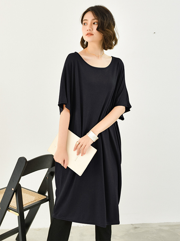 Effortlessly Elegant Dress with a Timeless Design