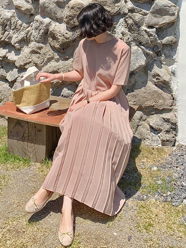 Polished Dress with an Effortless Classic Look