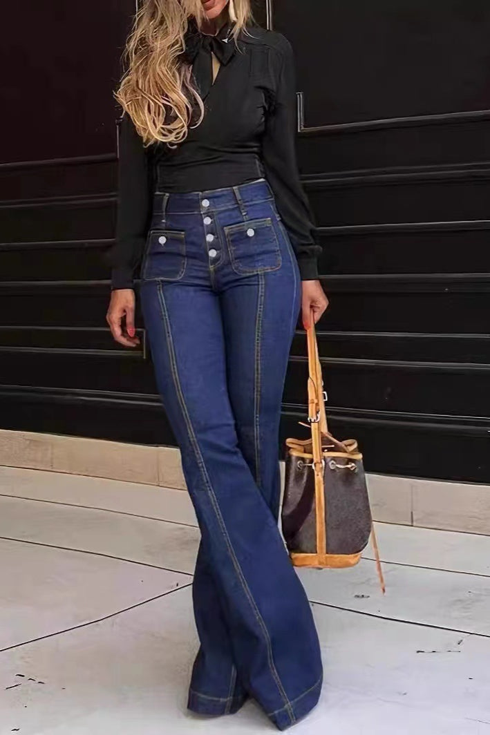 Sophisticated Garment with a Clean Classic Look