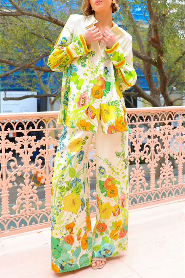 Effortlessly Elegant Pants with a Timeless Design