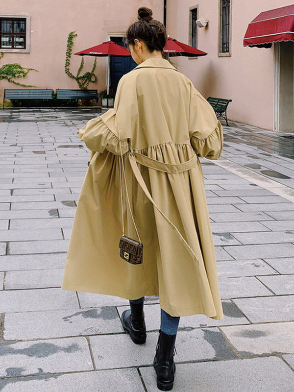 Elegantly Styled Coat for Everyday Wear