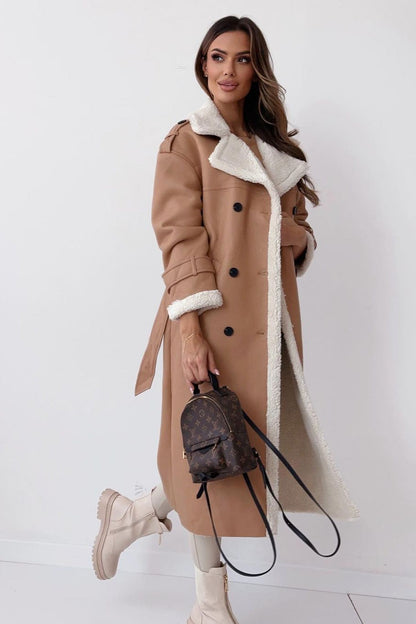 Gracefully Styled Coat for Any Occasion