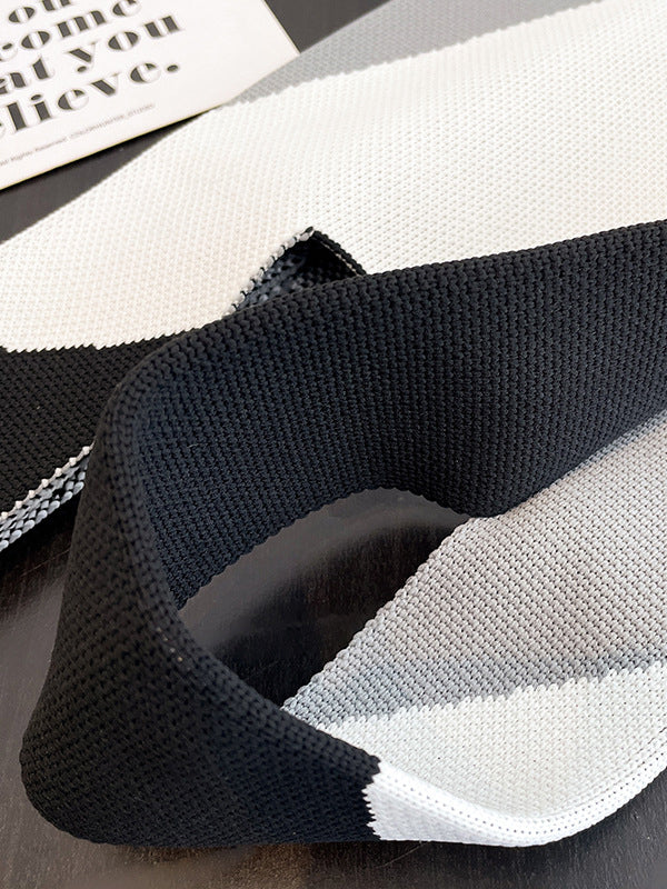 A Vintage Style Bag with Delicate Timeless Details