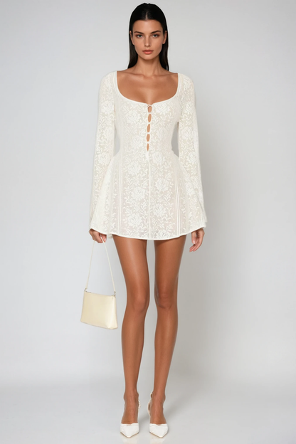 Beautifully Finished Dress in a Timeless Design