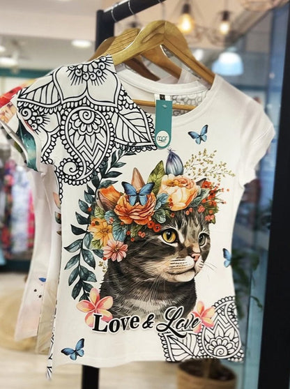 A Vintage Style T-Shirt with Delicate Timeless Details