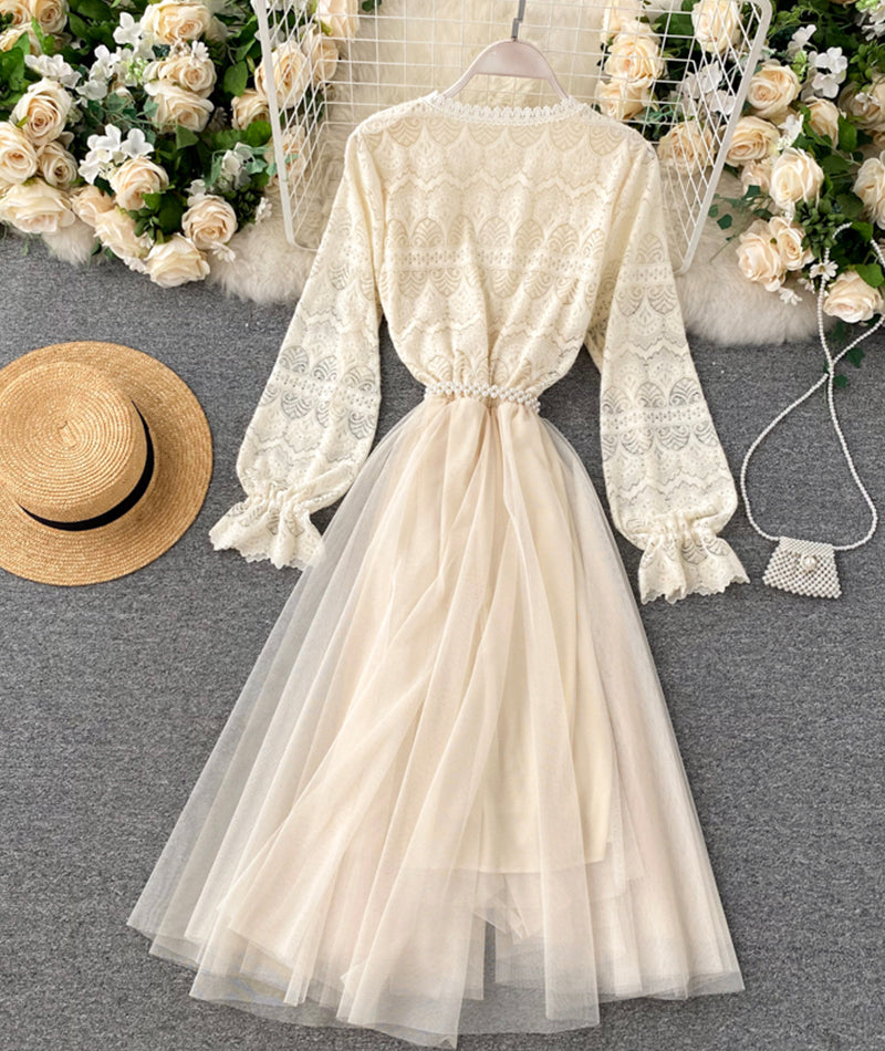 Effortlessly Elegant Dress with a Timeless Design