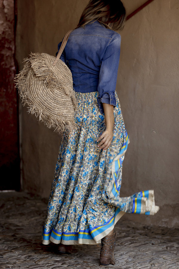 Beautifully Finished Garment in a Timeless Design