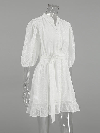 Effortlessly Elegant Dress with a Timeless Design