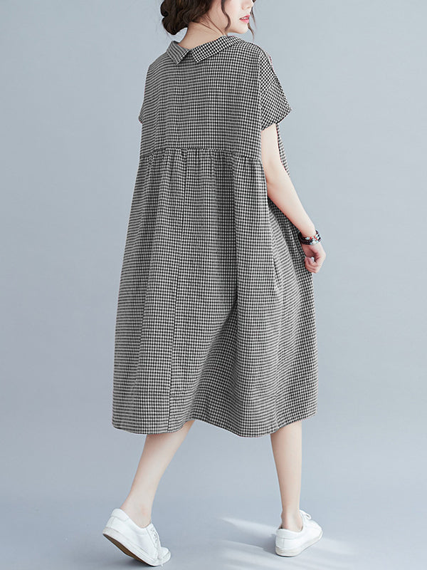 Classic Vintage Dress with a Flattering Fit