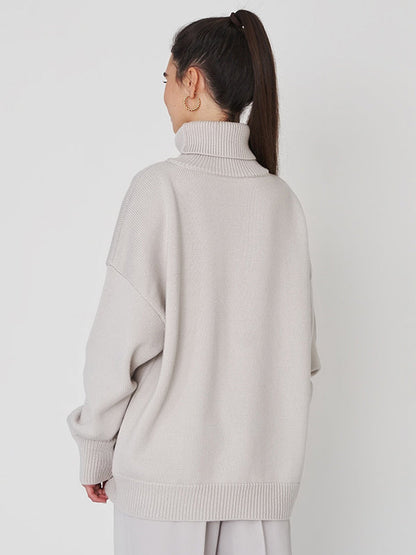 Beautifully Finished Sweater in a Timeless Design