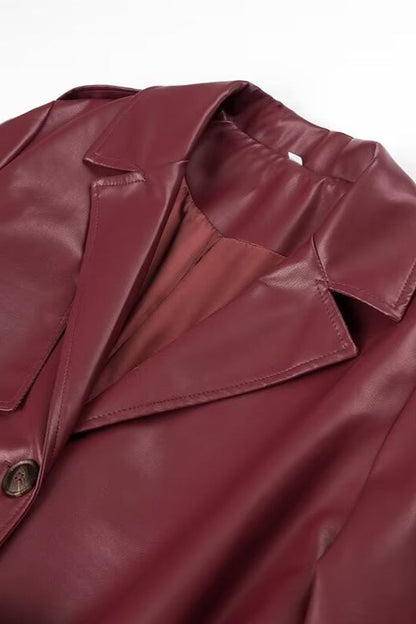Classic Vintage Coat with a Flattering Fit